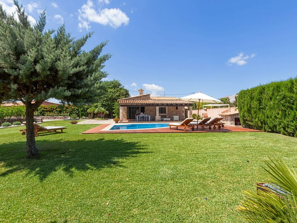 Ferienvilla "Benvingut Vacation rental in Raiguer