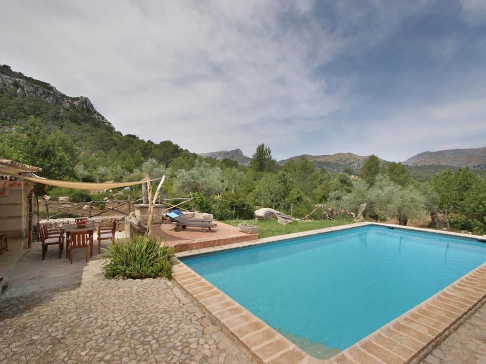 Guillo. 300 Jahre Geschichte an einem zeitlosen Ort Vacation rental in Raiguer