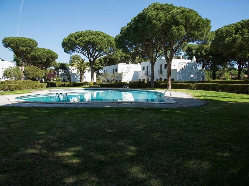 Pinyera mit Gemeinschaftspool Vacation rental in Baix Empordà