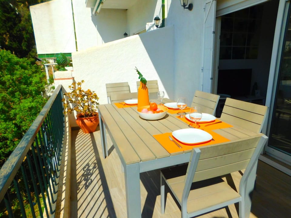 Renoviertes Ferienhaus in Roses mit Terrasse Vacation rental in Roses