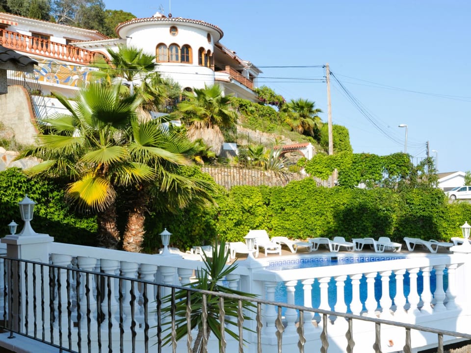 Maison Fluvia für 17 Personen in Lloret de Mar Vacation rental in Lloret de Mar