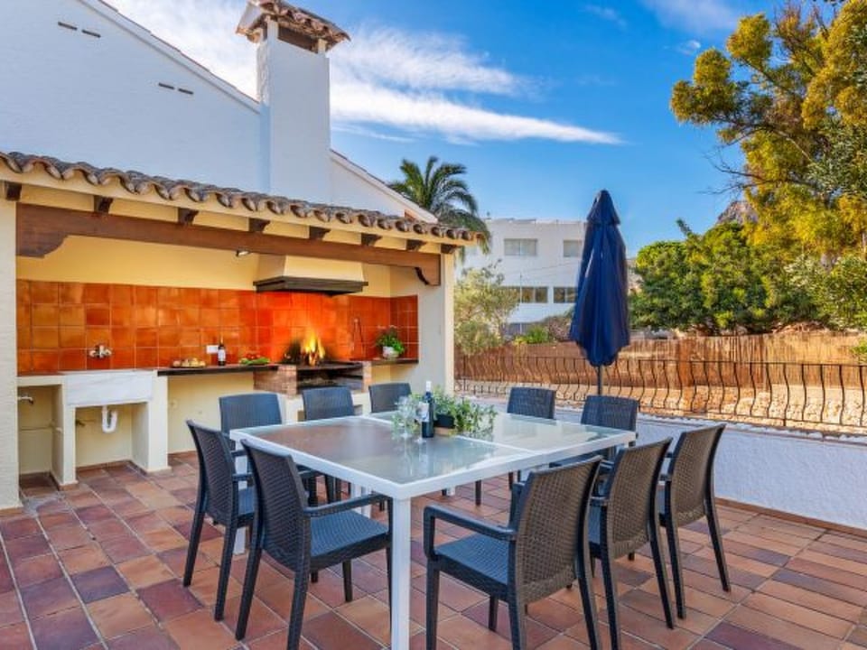 Villa Tropical - Plusholidays Vacation rental in Calp