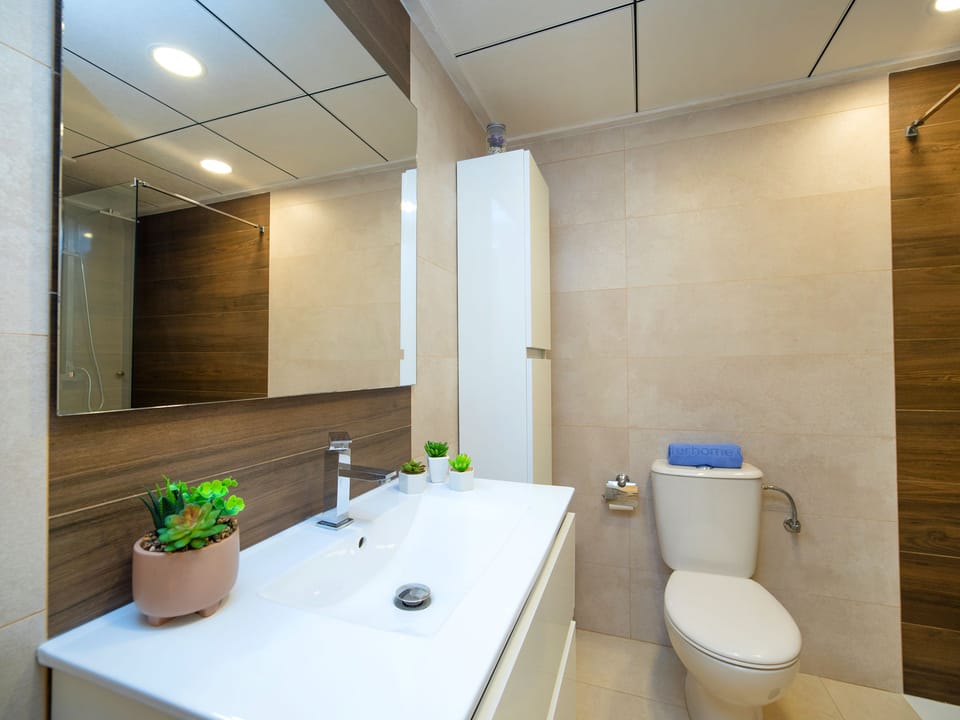 Bathroom / Wellness