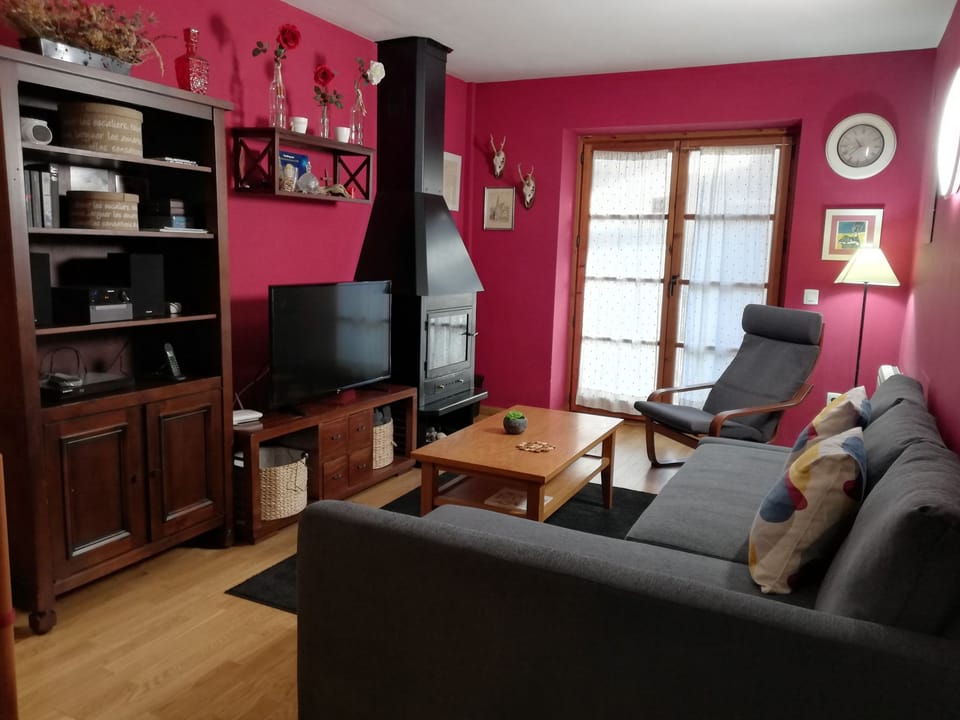 Appartement mit Terrasse Apartment in Catalonia