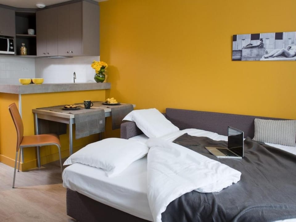 Wohnung mit Privatparkplatz Apartment in Issy-les-Moulineaux