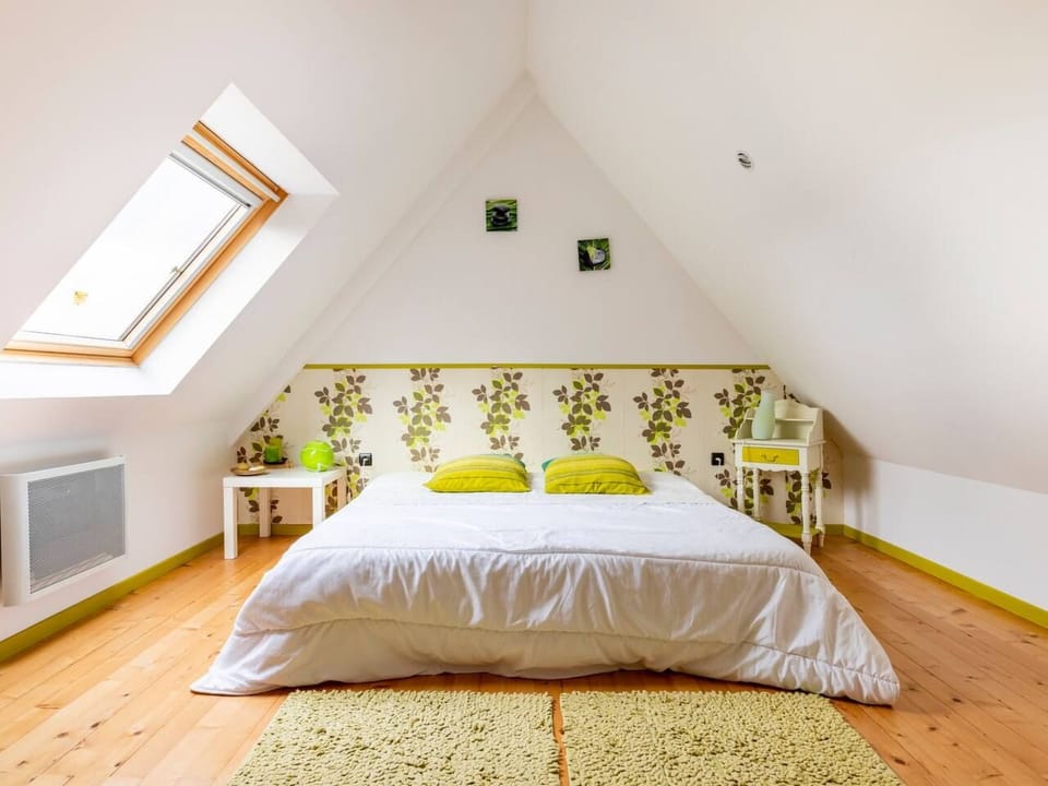 Charmantes großes Cottage zwischen Land und Meer Vacation rental in Douarnenez