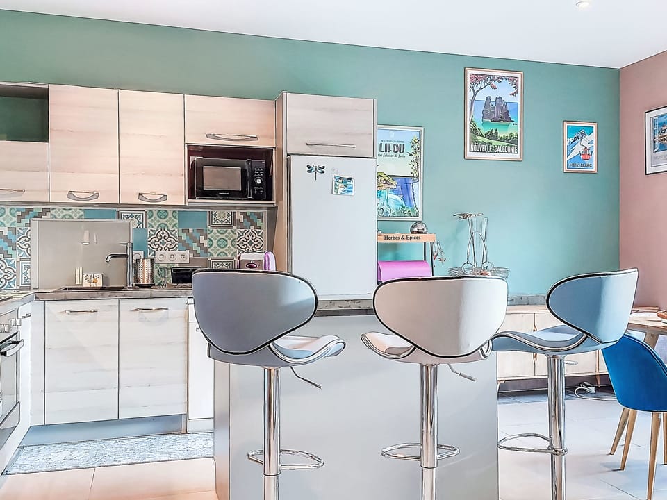 Kitchen / Dining Room