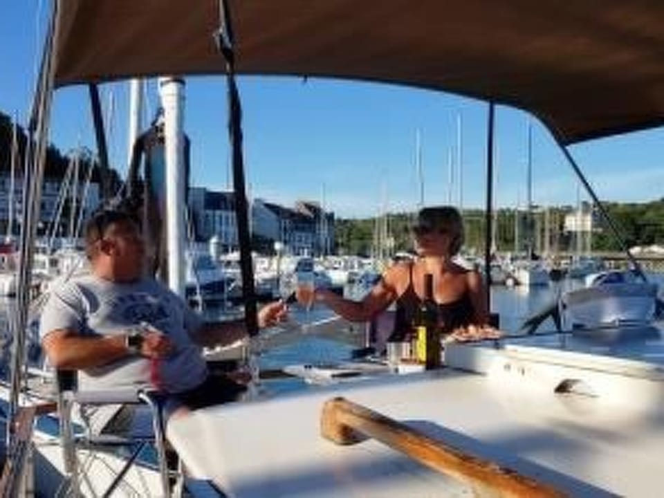 Yacht Time Out am Kai Apartment in Finistere