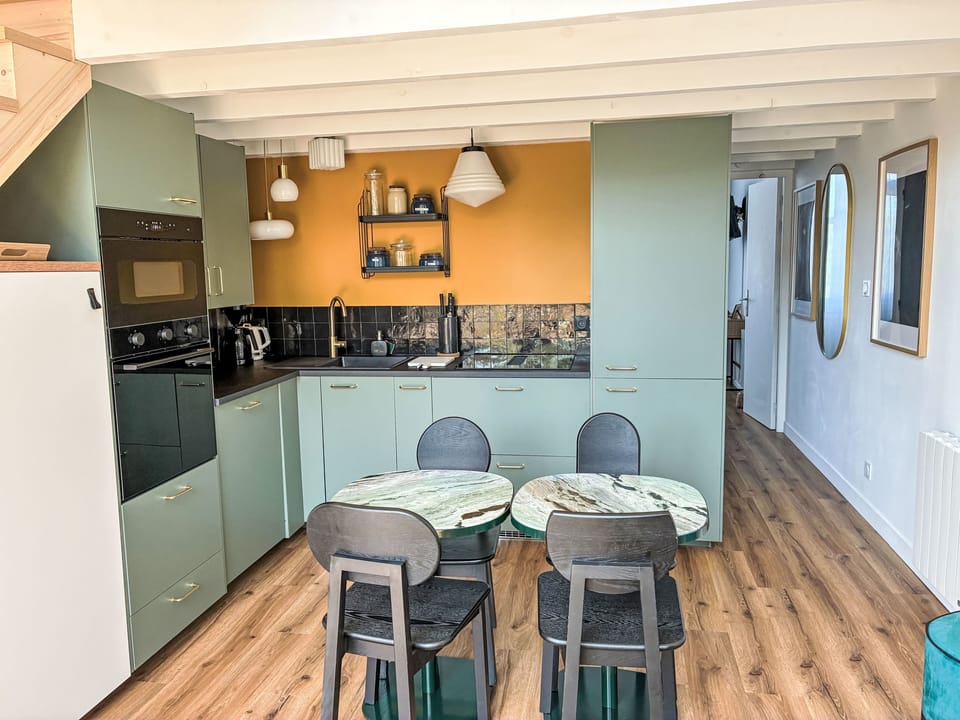 Kitchen / Dining Room