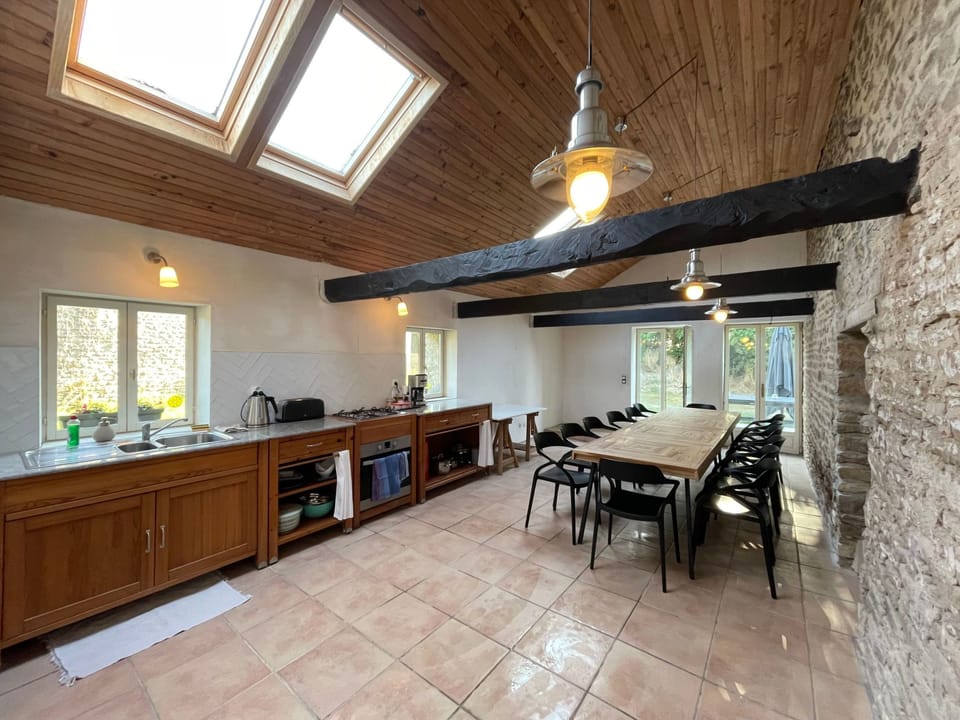 Kitchen / Dining Room