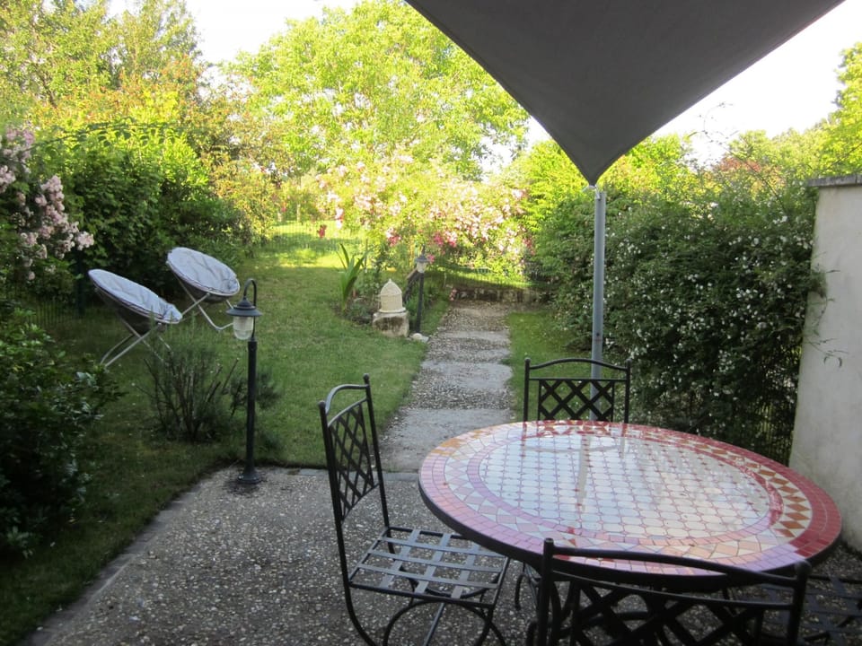 Haus "l'Ecurie" mit Terrasse und Garten Vacation rental in Nouvelle-Aquitaine