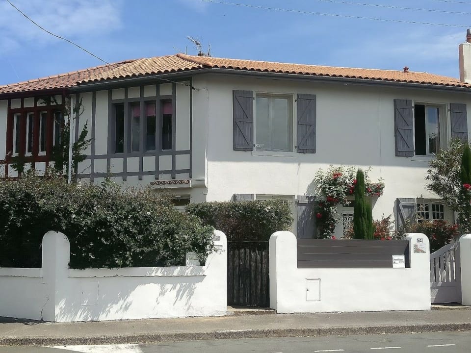 Sehr Schone Typisch Baskische Apartment in Biarritz