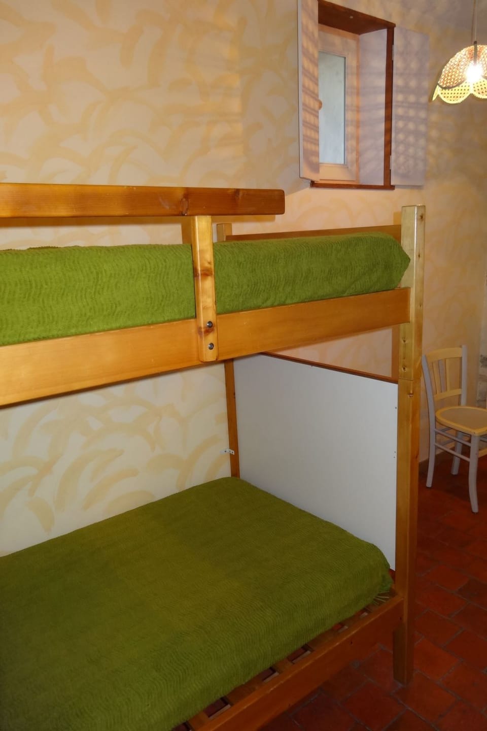 Haus für 6 Personen mit eigener Terrasse Vacation rental in Auvergne-Rhône-Alpes