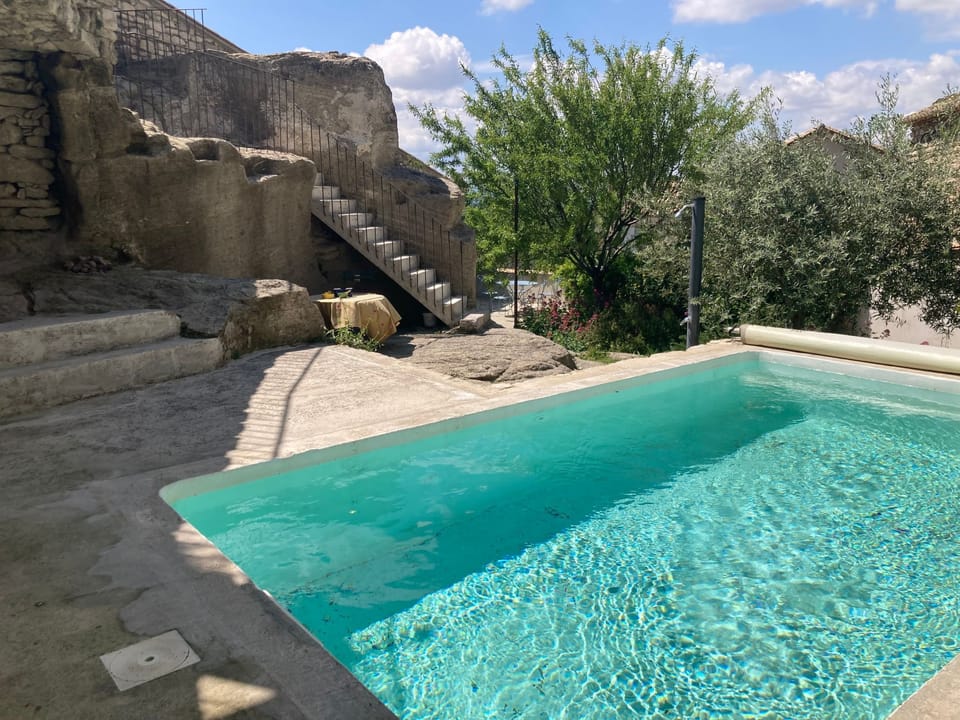 Dorfhaus in provencal mit Pool Vacation rental in Provence-Alpes-Côte d'Azur