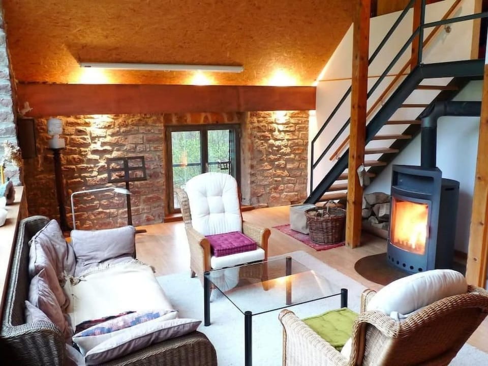 in Walscheid mit Terrasse, Grill Vacation rental in Grand Est
