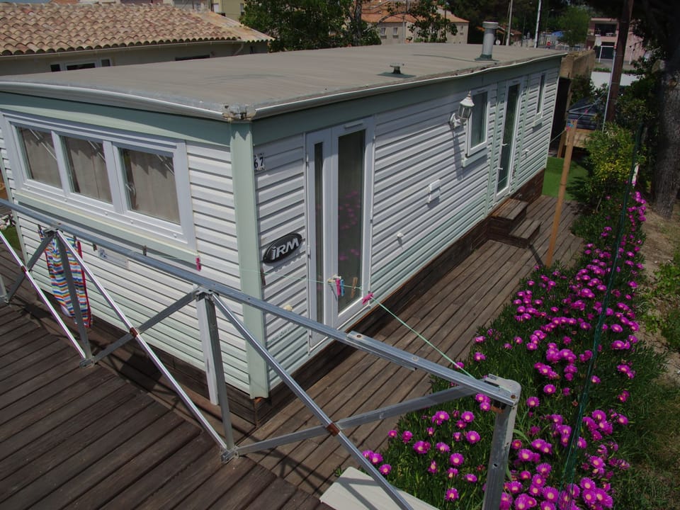 Mobiles Haus mit Blick auf das Wasser Apartment in Agde