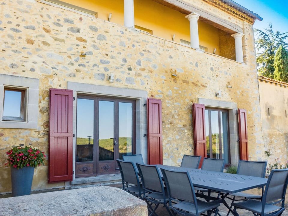 2 hochwertige Mas mit privatem Pool und Blick auf die Landschaft Vacation rental in Occitanie