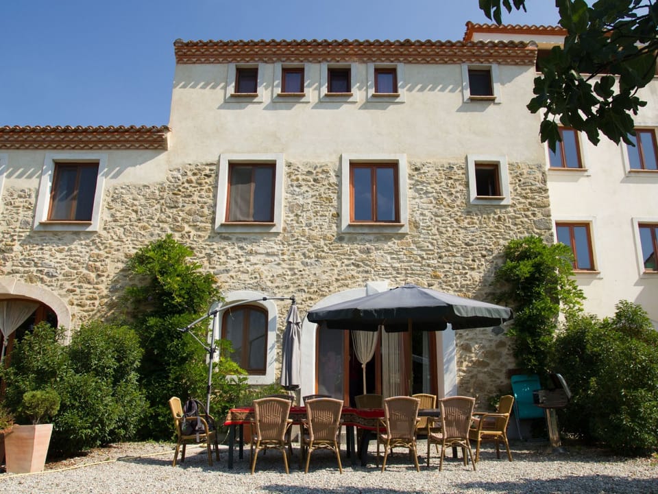 Sehr großes Ferienhaus inmitten der Natur Vacation rental in Occitanie