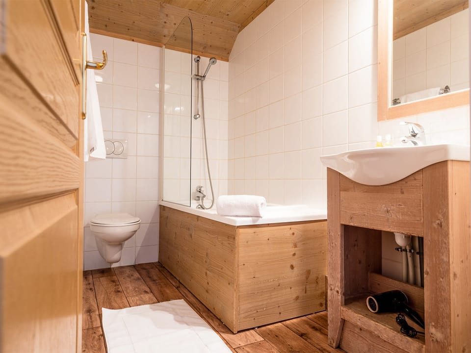 Bathroom / Wellness