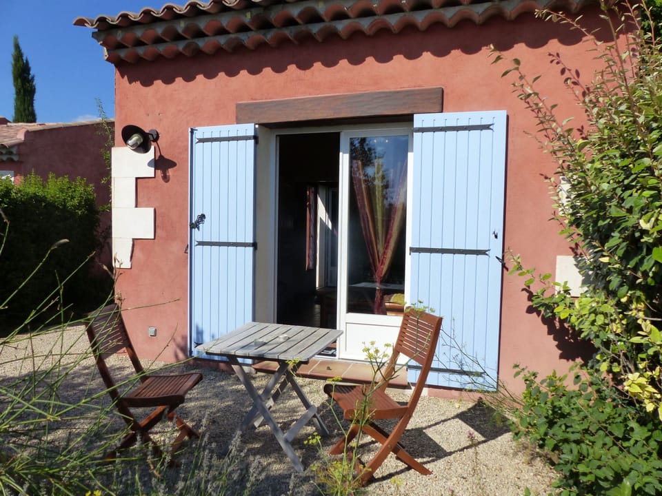 les amandiers Vacation rental in Aups