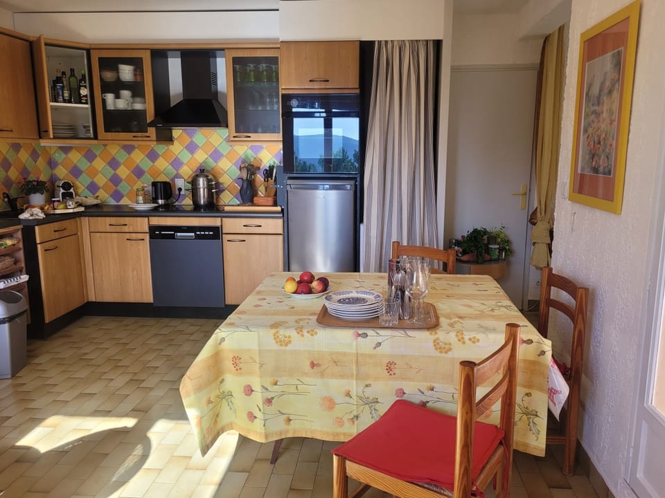 Appartement avec vue  lac Apartment in Bauduen