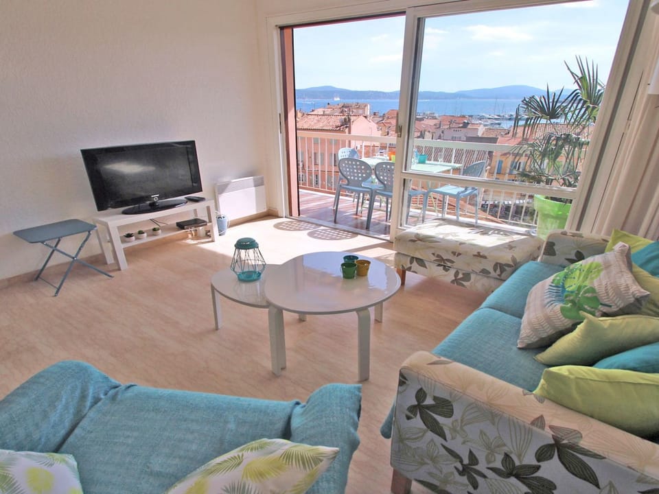Appt T3 - 5 Pers - Vue Mer - Climatisation Apartment in Sainte-Maxime