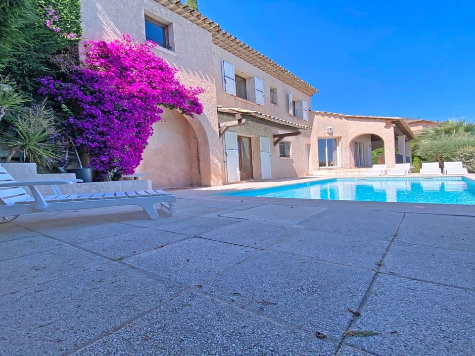 Villa Lisuzem 8 pers - Privates Schwimmbad - Meerblick - Vacation rental in Sainte-Maxime