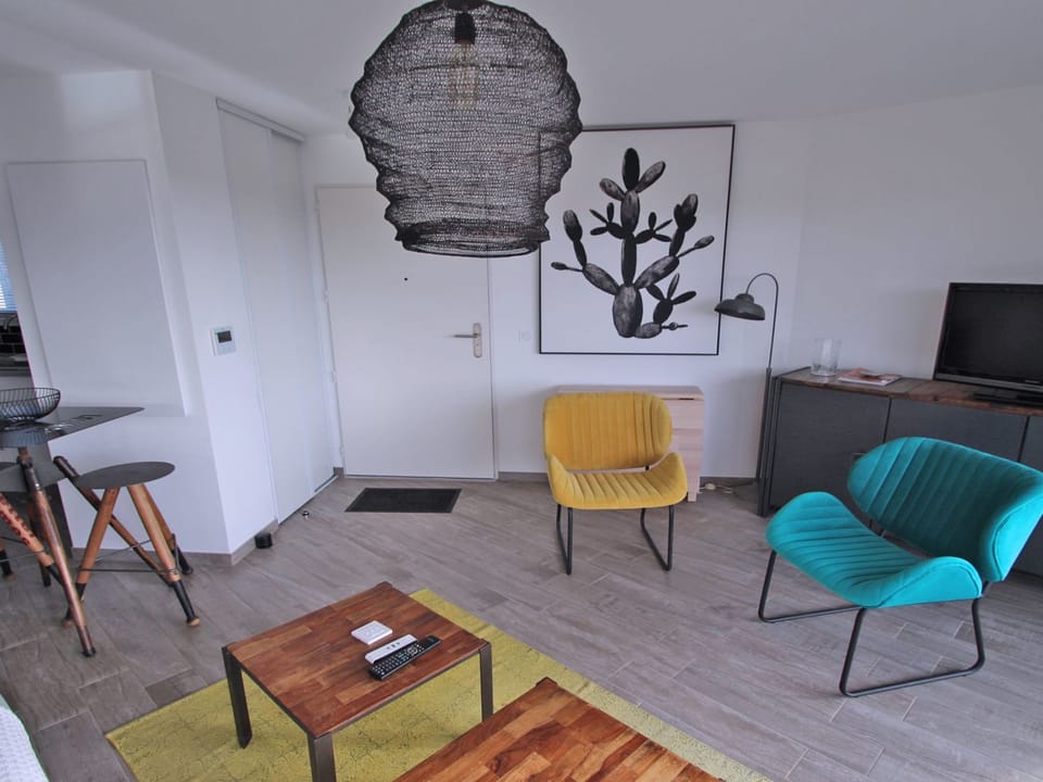 Wohnung T2 - 4 pers - Swimmingpool Residenz - Klimaanlage Apartment in Sainte-Maxime
