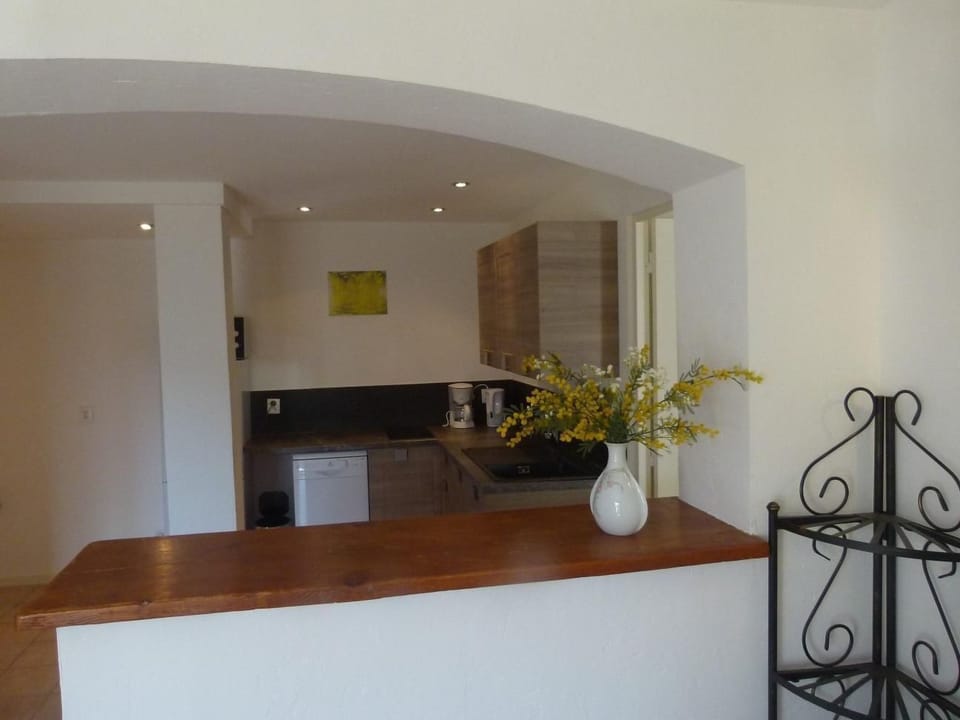 Möblierte Touristenunterkunft für sechs Personen Apartment in Fréjus