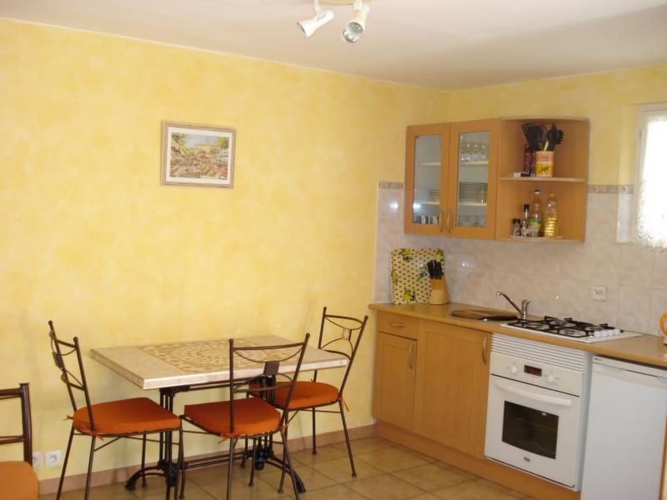 Hibiscus Apartment in Saint-Raphael