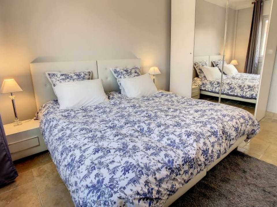 Central 1 bedroom rue d'Antibes , 202 Apartment in Cannes