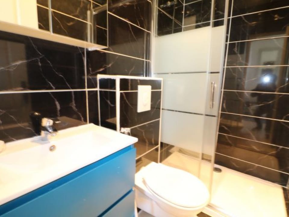 Carré d'Or 1 bedroom 2 mins Croisette 243 Apartment in Cannes