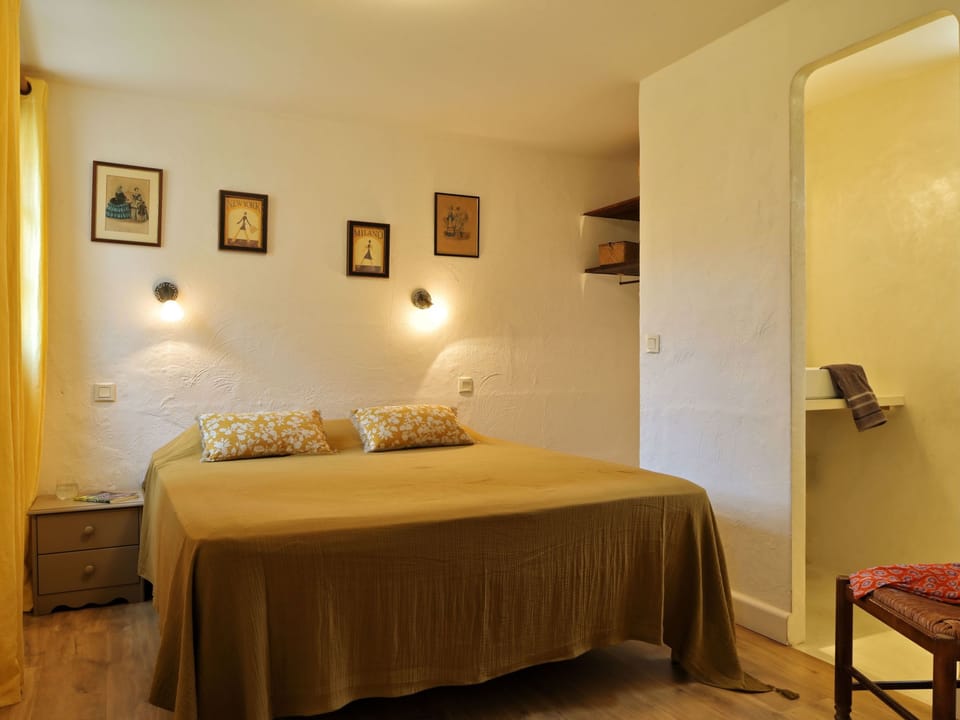 Weingut Punta della guardia zwischen Meer und Gebirge Vacation rental in Corsica