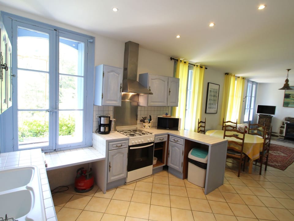 85 m²  Wohnung  "La Chapelle" für fünf Personen Apartment in Alt Empordà
