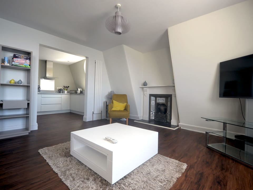 Helle, erst kürzlich vollständig renovierte (2016) Ferienwohnungen in einem den Apartment in Plymouth