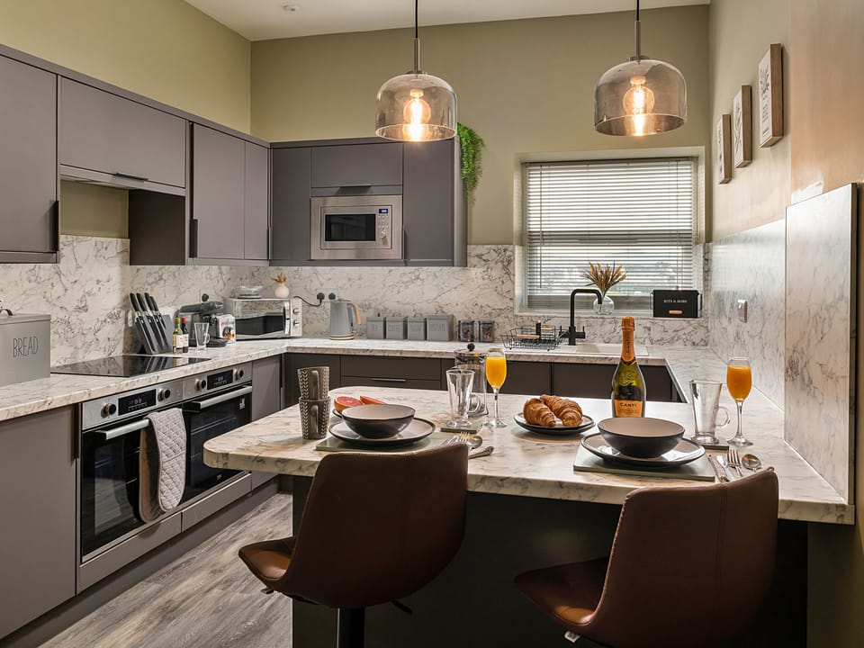 Kitchen / Dining Room