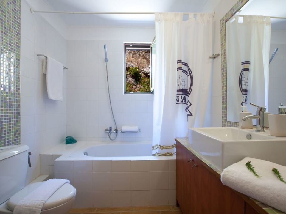 Luxuriöse Villa mit Infinity-Pool und Panoramablick Vacation rental in Lefkada, Lefkada Municipality, Greece