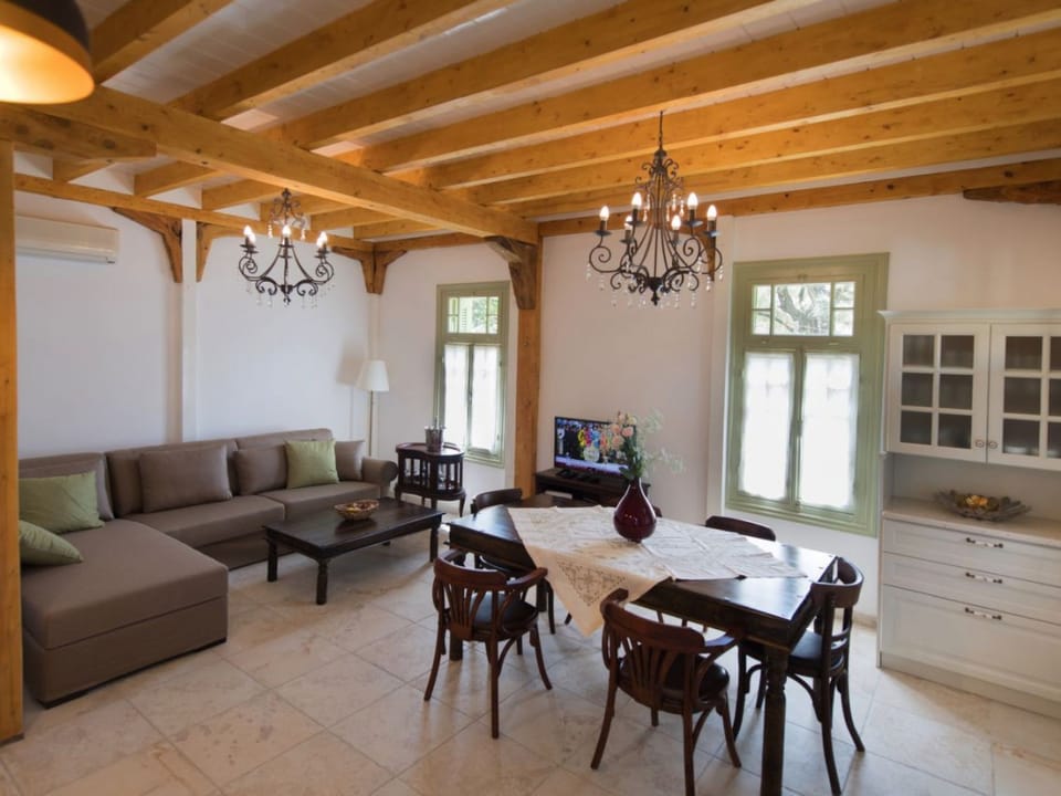 "Casa Piccola" mit Blick auf das Wasser Vacation rental in Agios Nikitas