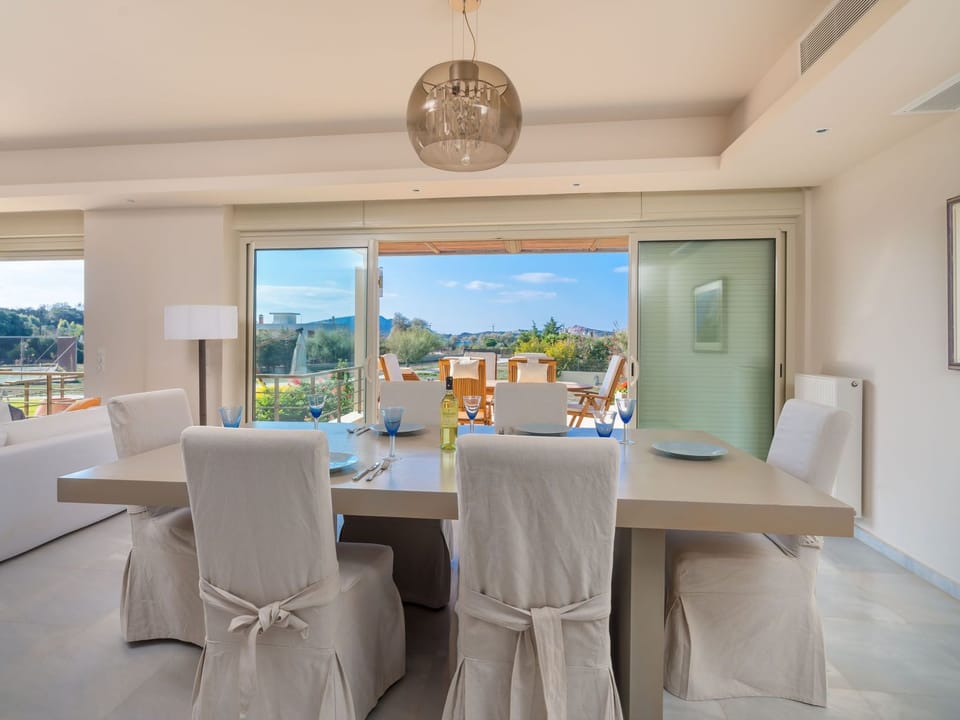 Ferienvilla auf einem privaten und sicheren Grundstück Vacation rental in East Attica Regional Unit, Greece