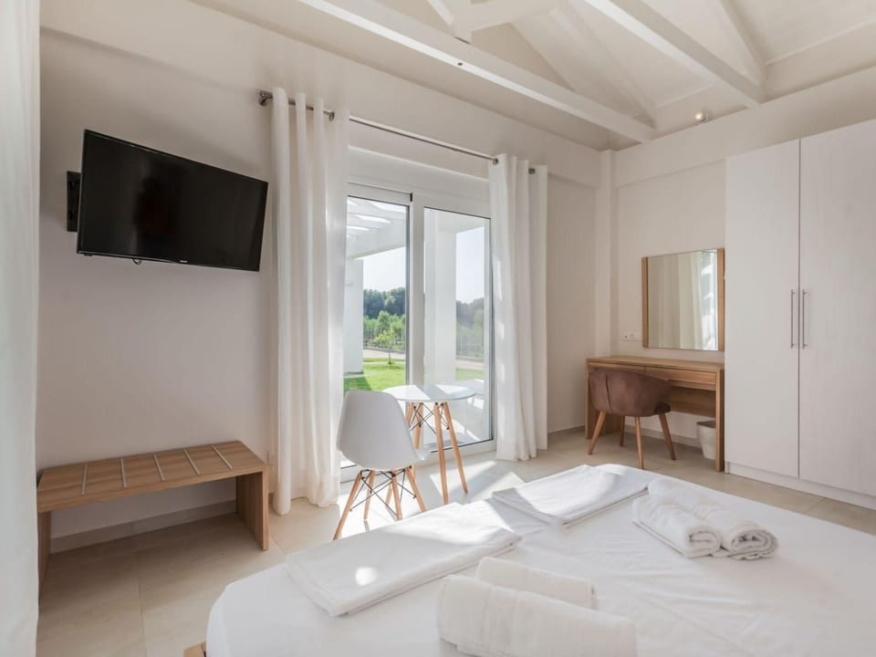 White Villas GV Vacation rental in Peloponnese, Western Greece and the Ionian