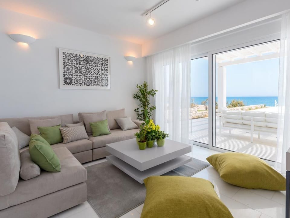 Strandvilla Maria für 12 Personen Vacation rental in Kolympia