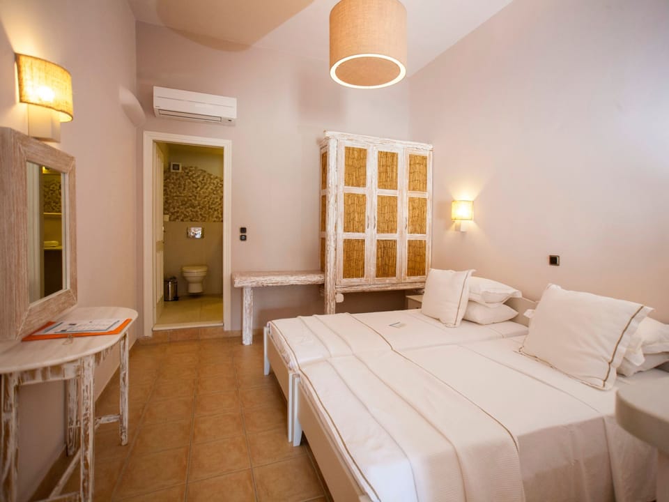 1403991 Apartment in Naxos, Naxos and Lesser Cyclades, Greece