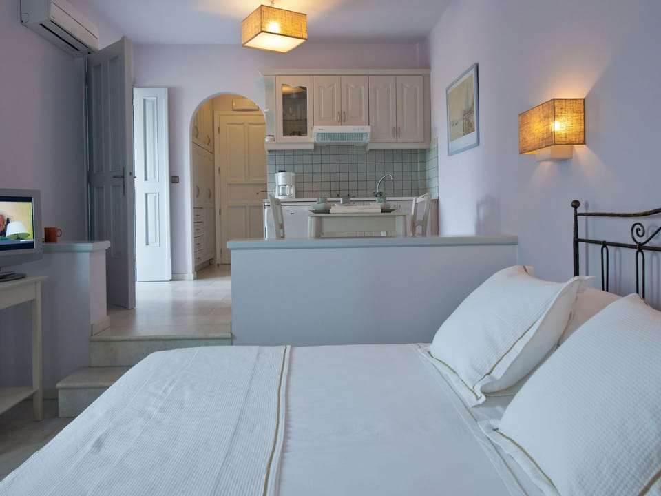 1371354 Apartment in Naxos, Naxos and Lesser Cyclades, Greece