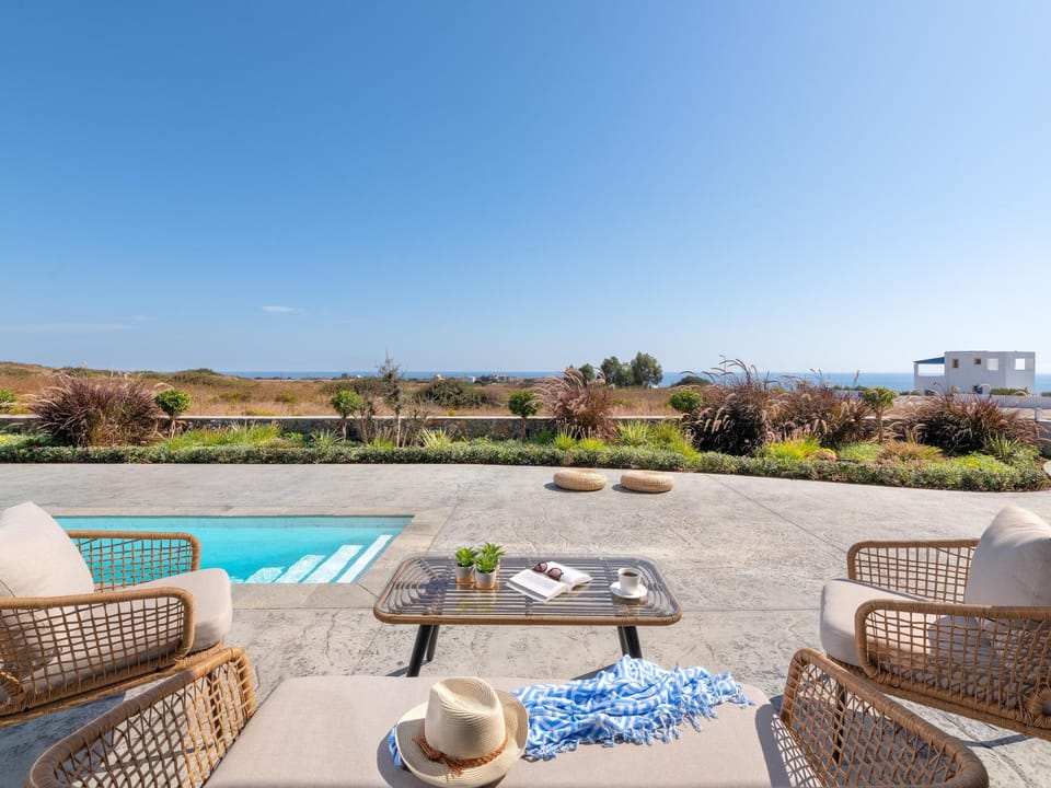 Villa Pounentis auf einem Hügel in Lachania Vacation rental in Rhodes, Greece
