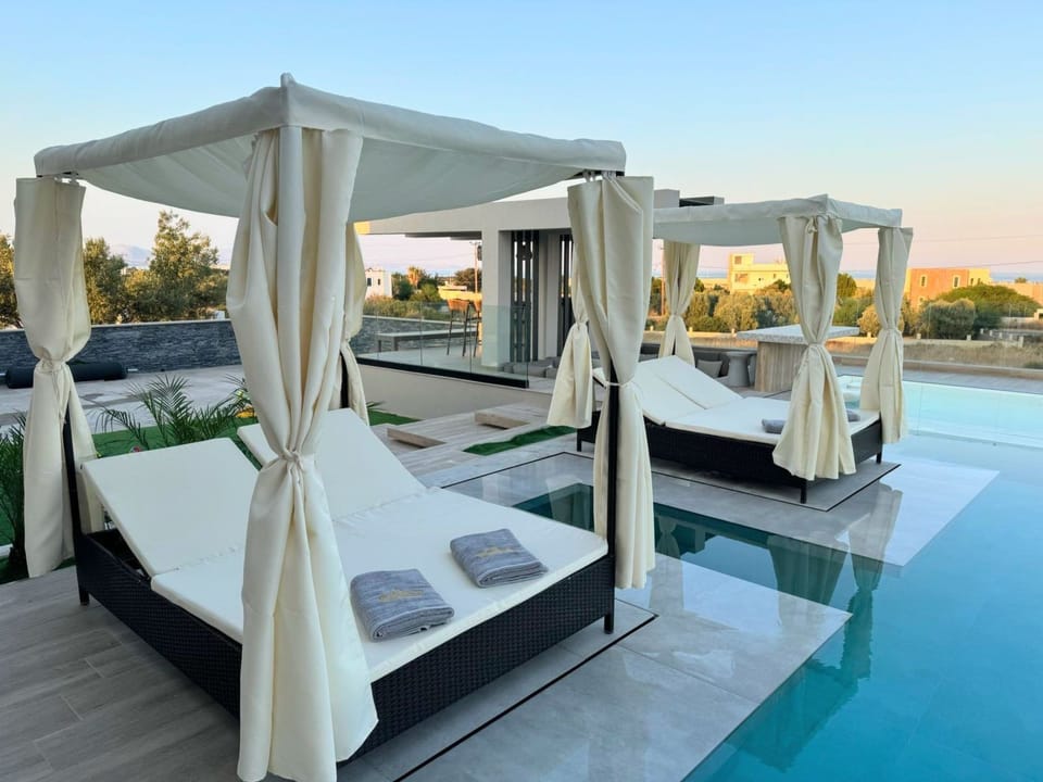 Grand Aqua Luxus-Villa von Mintzi Vacation rental in Rhodes, Greece