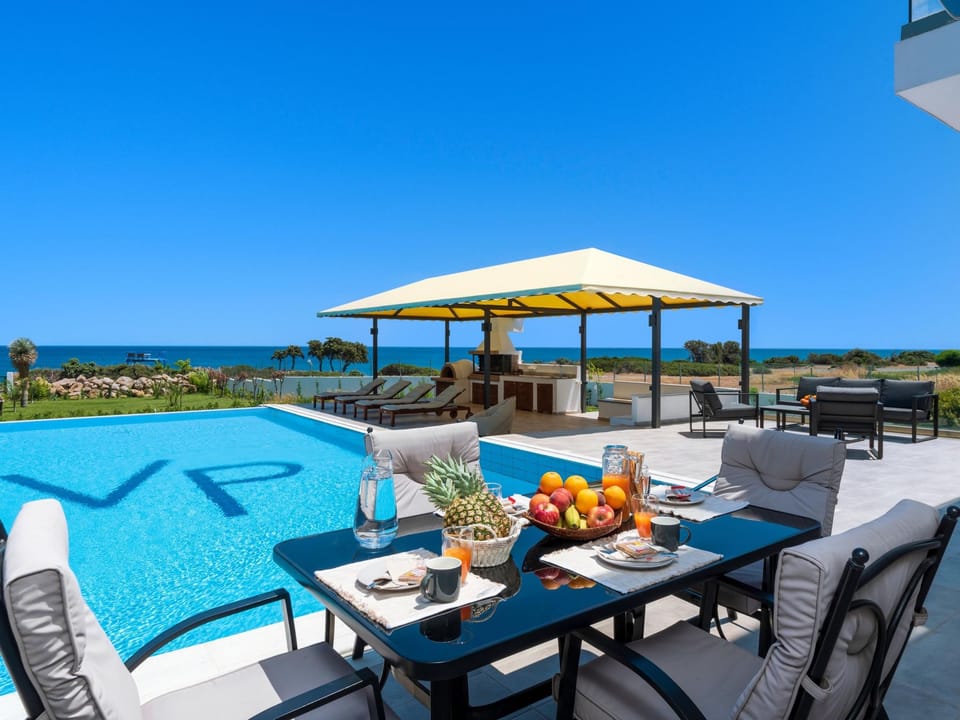 Strandvilla Viviane Paulos für 12 Personen Vacation rental in Rhodes, Greece
