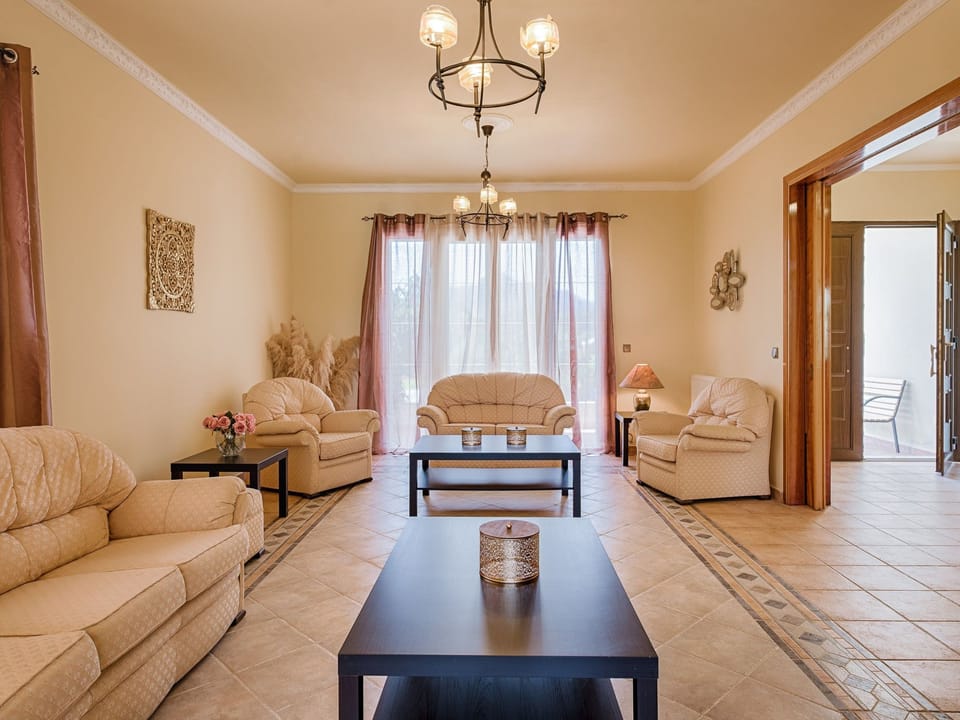 Ferienvilla Royal Classico für 10 Personen Vacation rental in Kolympia