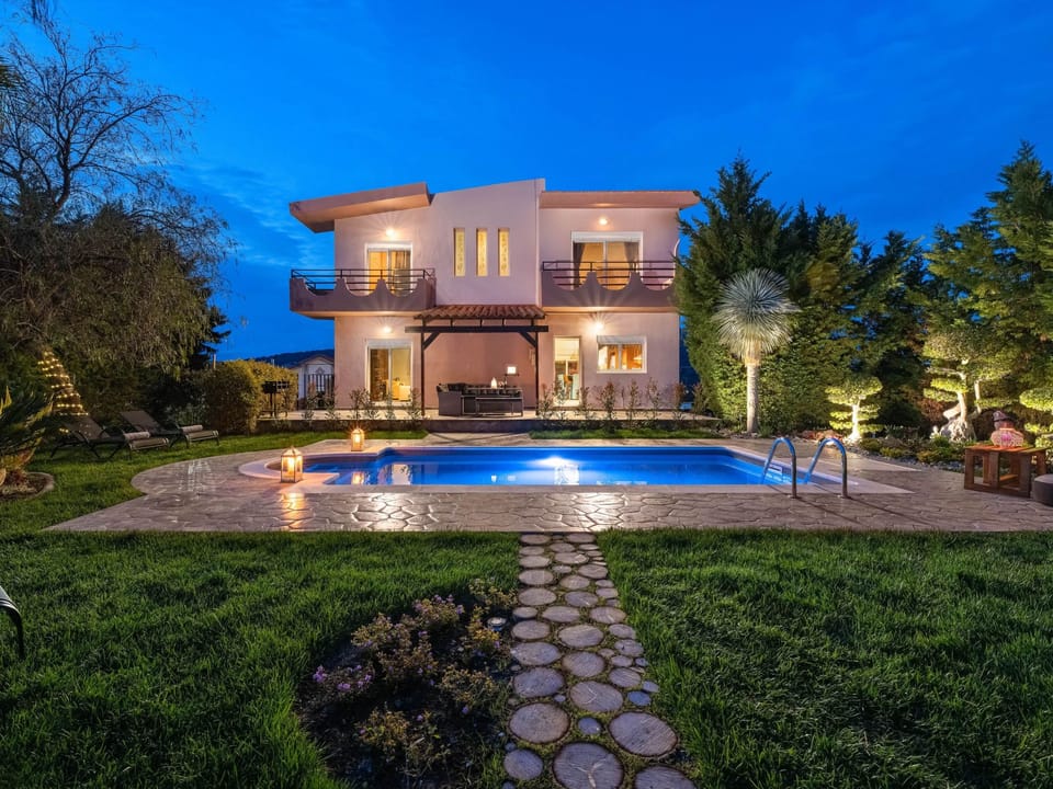 Gemütliche Villa Zenia in Damatria Vacation rental in Rhodes, Greece