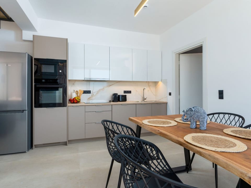 Neue Villa Dandelion, Privater Pool, 100m zum Strand Vacation rental in Plakias