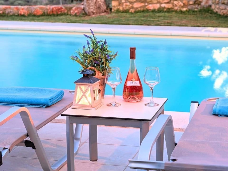 Villa "Grand View" mit Blick auf das Wasser Vacation rental in Crete